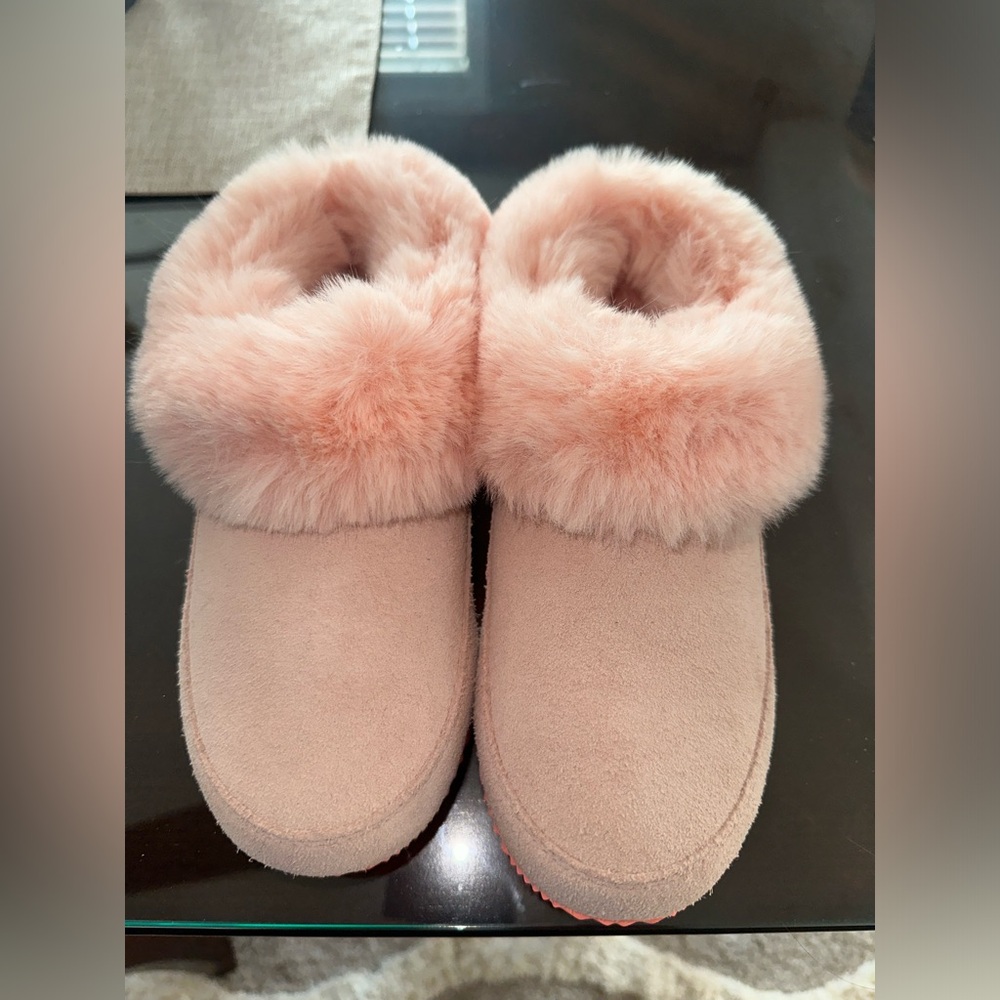 NEW Sorel Go Coffee Run Pink Fur Trim Rubber Sole Slippers Size US 6